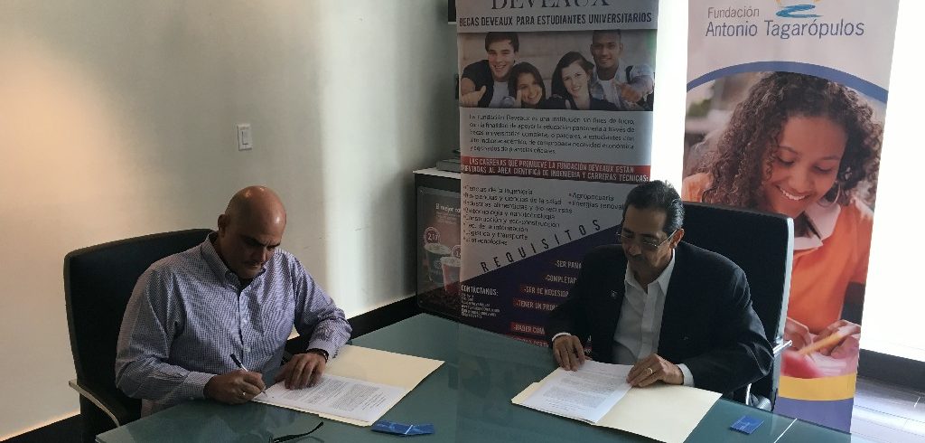 Firma de Convenio Fundación Tagarópulos